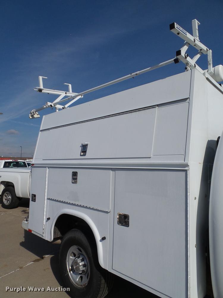 image for item DA3820 2008 Chevrolet Silverado 3500HD utility truck