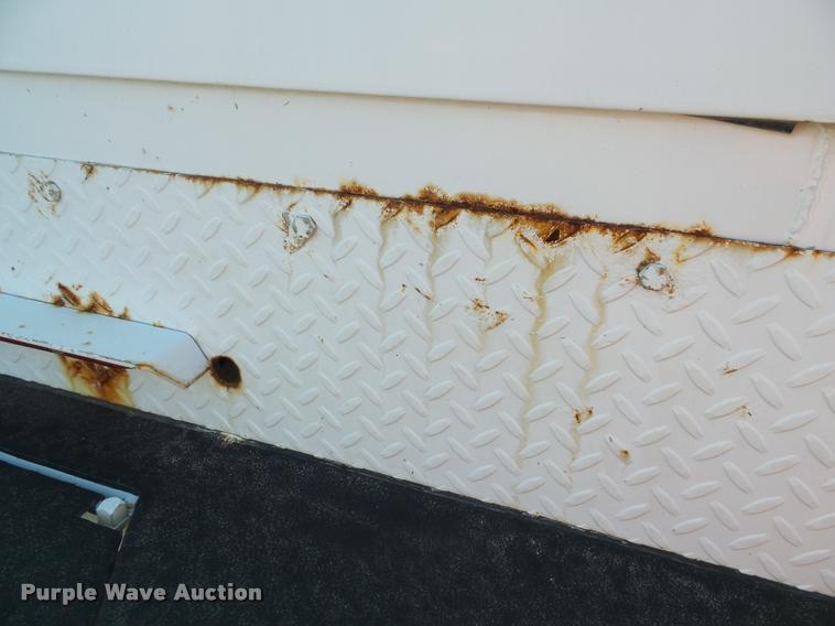 image for item DA3820 2008 Chevrolet Silverado 3500HD utility truck