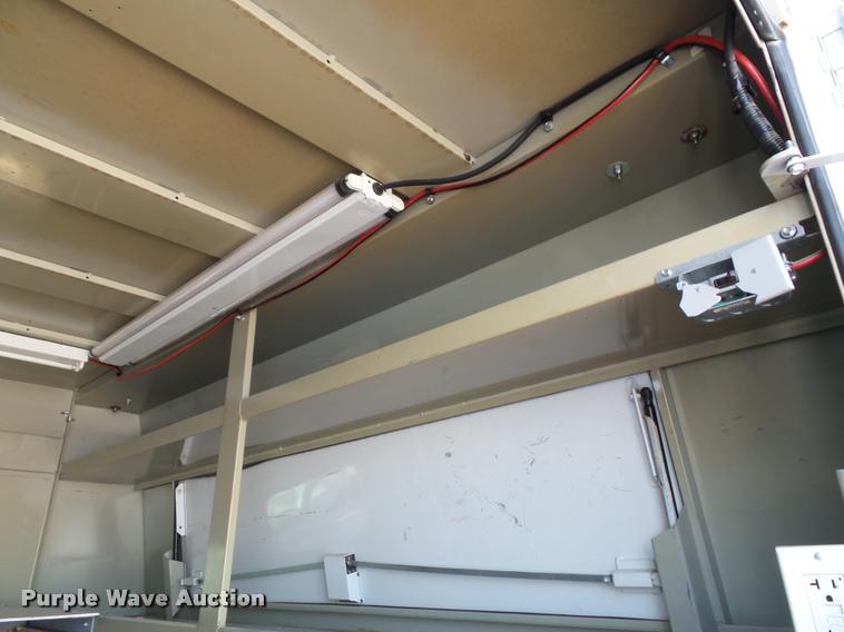 image for item DA3820 2008 Chevrolet Silverado 3500HD utility truck