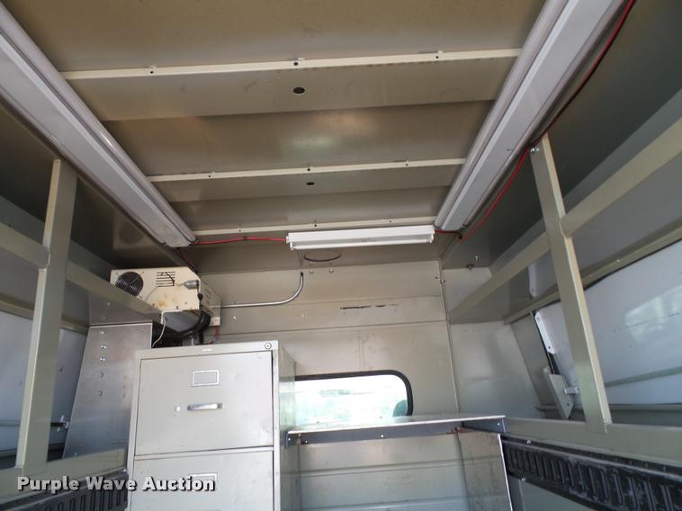 image for item DA3820 2008 Chevrolet Silverado 3500HD utility truck