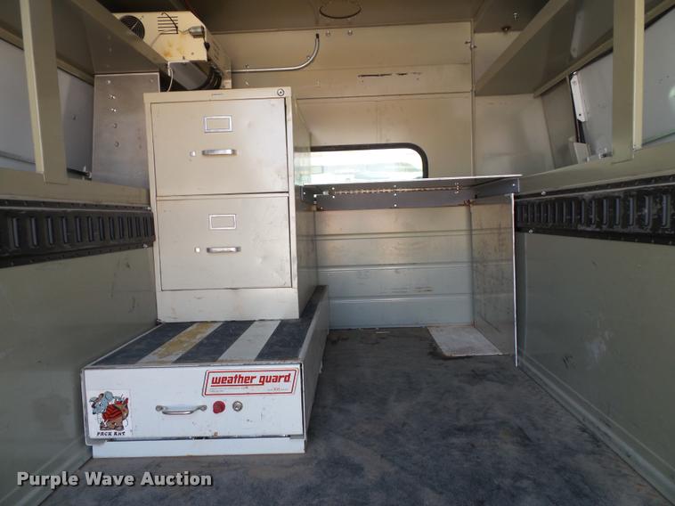 image for item DA3820 2008 Chevrolet Silverado 3500HD utility truck