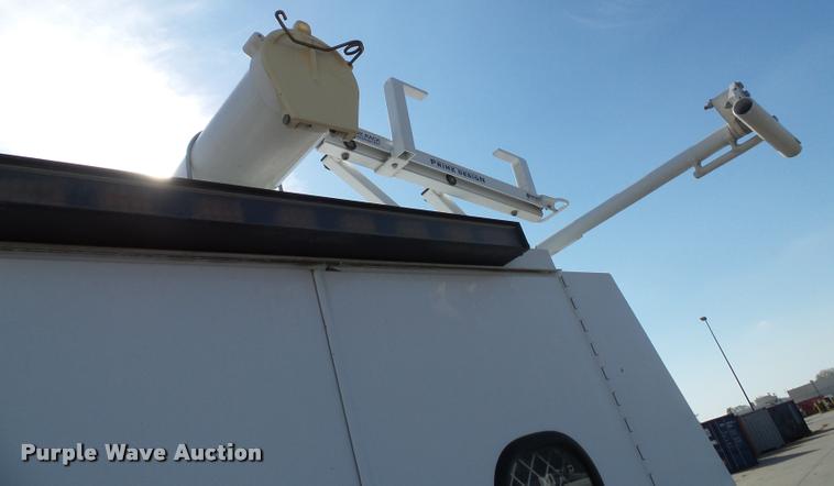 image for item DA3820 2008 Chevrolet Silverado 3500HD utility truck