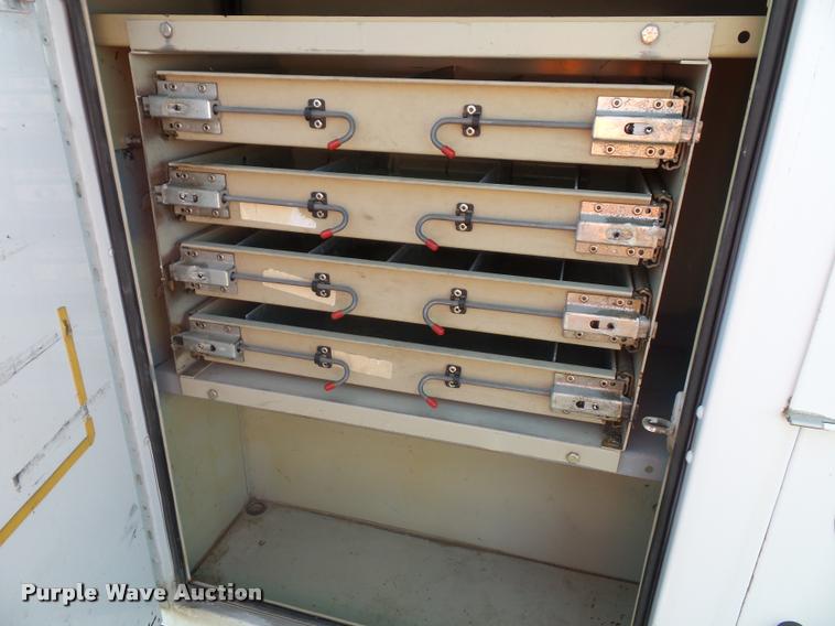 image for item DA3820 2008 Chevrolet Silverado 3500HD utility truck