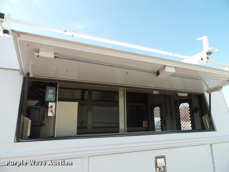 image for item DA3820 2008 Chevrolet Silverado 3500HD utility truck