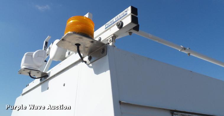 image for item DA3820 2008 Chevrolet Silverado 3500HD utility truck