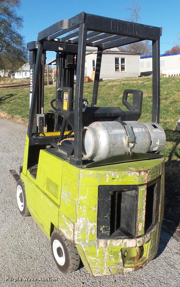 Clark GCS15 forklift in Highland, KS Item DA3827 sold Purple