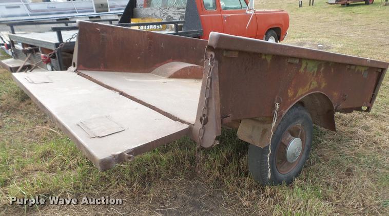 image for item DA3846 Utility trailer