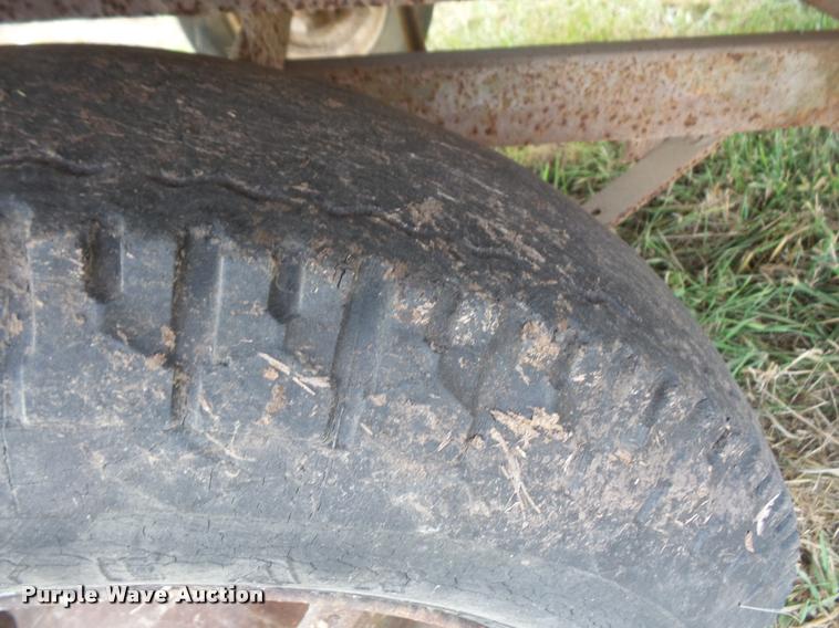 image for item DA3846 Utility trailer