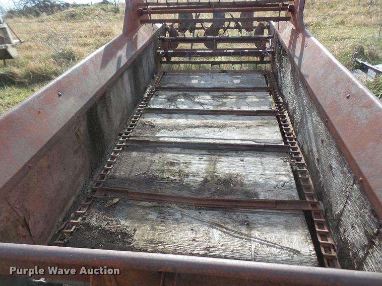 image for item DA3854 Manure spreader