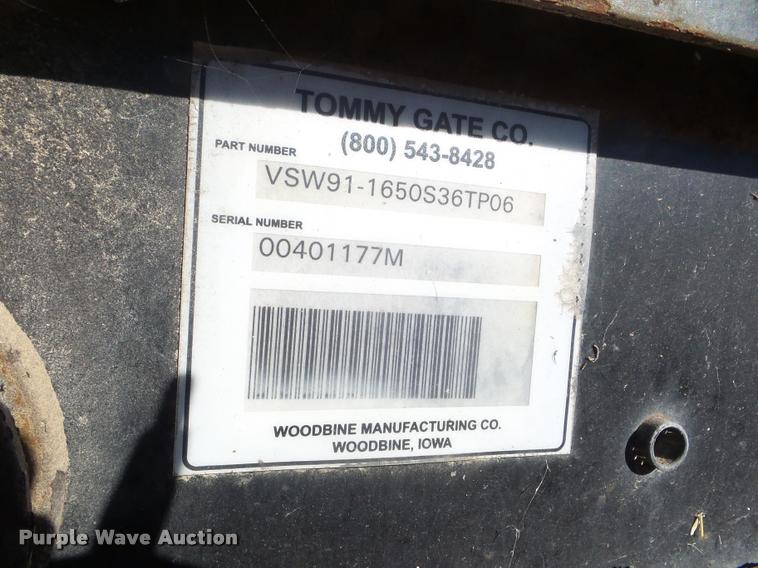 image for item DA5016 Ledwell platform bed