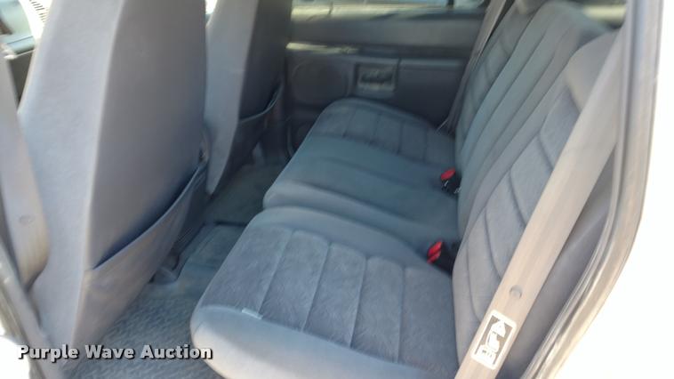 image for item DB0764 2001 Ford Explorer XLT SUV