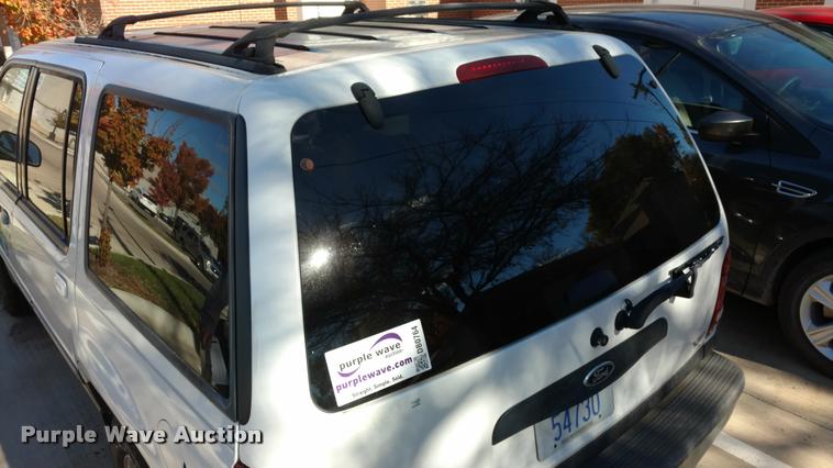 image for item DB0764 2001 Ford Explorer XLT SUV