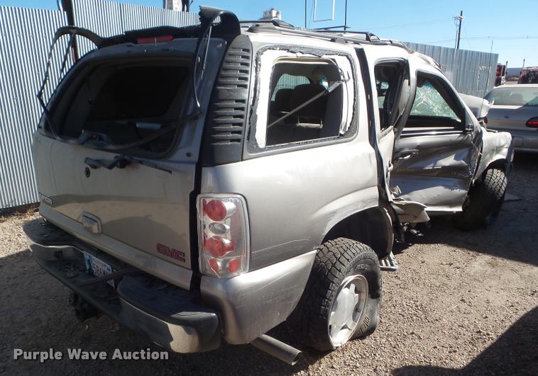 image for item DB3583 2003 GMC Yukon SUV
