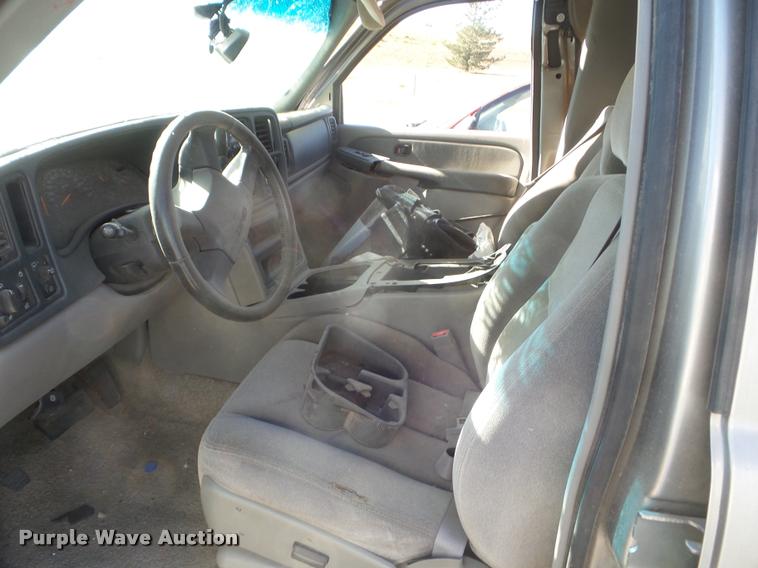 image for item DB3583 2003 GMC Yukon SUV