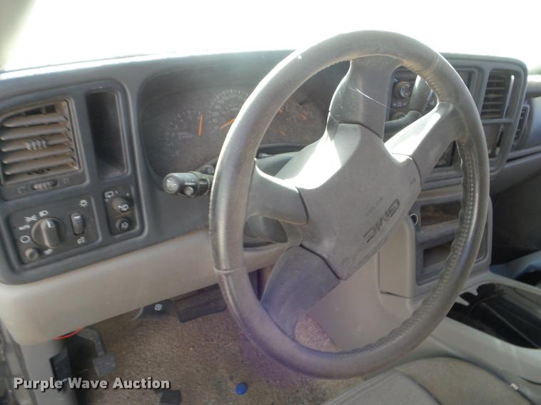 image for item DB3583 2003 GMC Yukon SUV