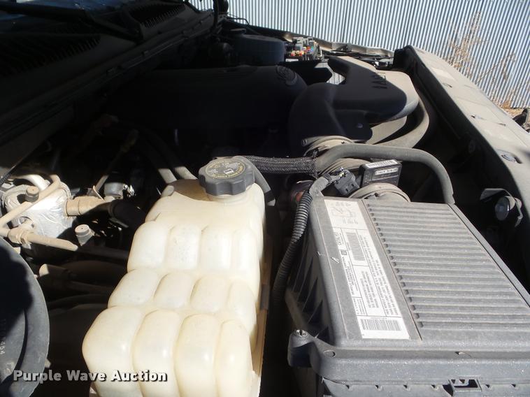 image for item DB3583 2003 GMC Yukon SUV