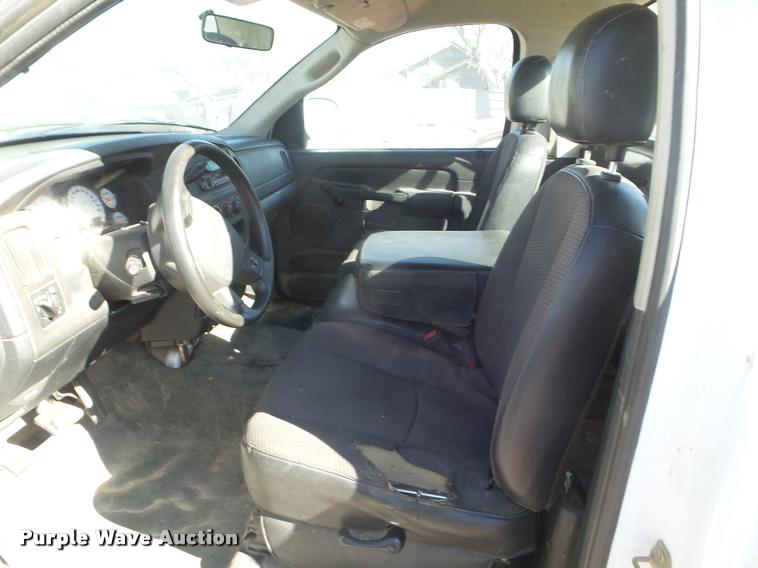 image for item DB3587 2004 Dodge Ram 1500 pickup truck