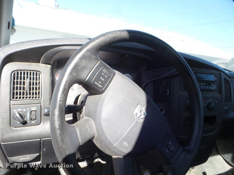 image for item DB3587 2004 Dodge Ram 1500 pickup truck