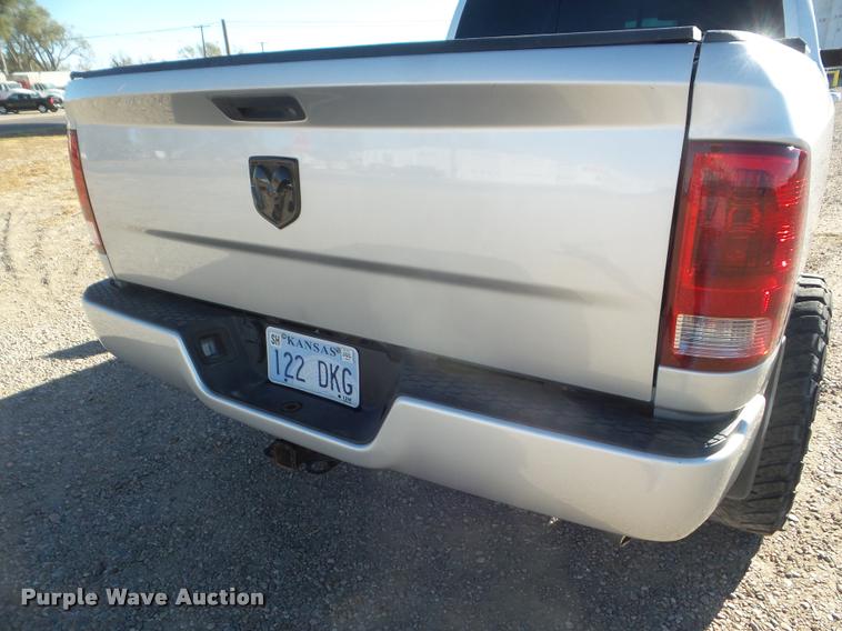 image for item DB3637 2011 Dodge Ram 2500 Crew Cab pickup truck