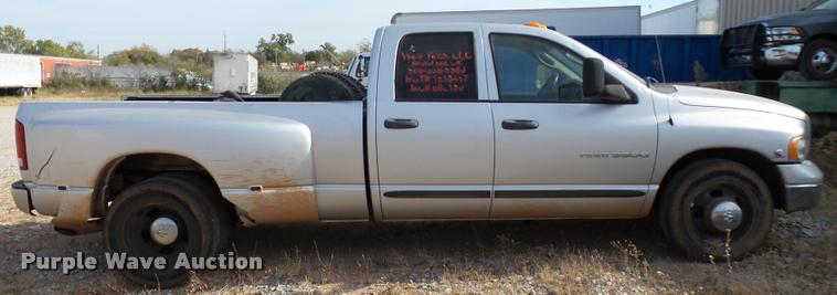 image for item DB4581 2005 Dodge Ram 3500 Quad Cab pickup truck