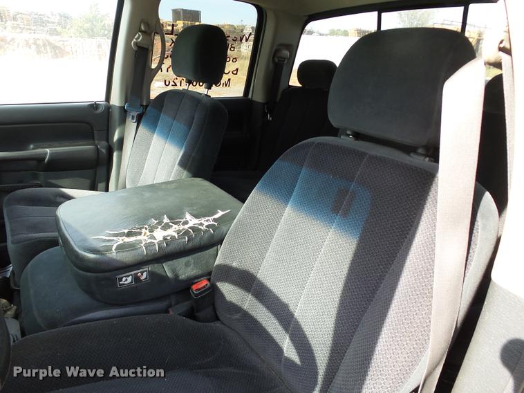 image for item DB4581 2005 Dodge Ram 3500 Quad Cab pickup truck