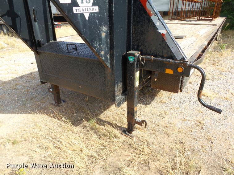 image for item DB4582 1998 PJ equipment trailer