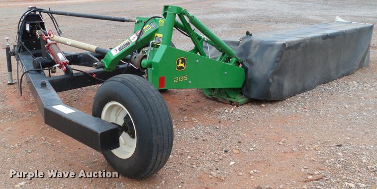 image for item DB4583 John Deere 285 disc mower with Cimarron caddy