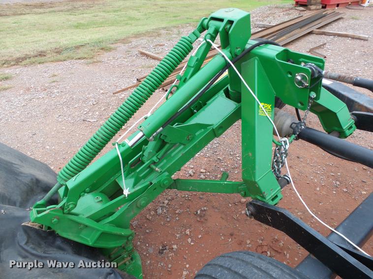 image for item DB4583 John Deere 285 disc mower with Cimarron caddy