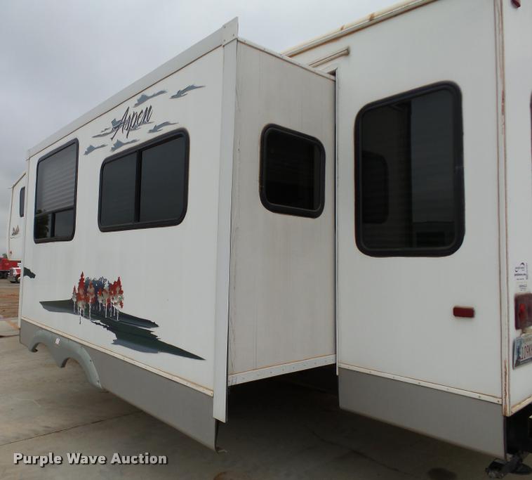 image for item DB4584 2007 Aspen F2900S camper