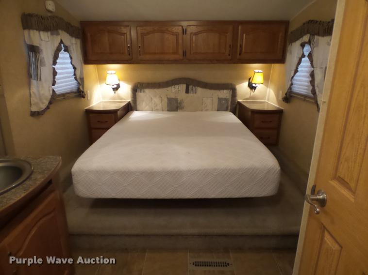 image for item DB4584 2007 Aspen F2900S camper