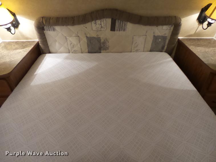 image for item DB4584 2007 Aspen F2900S camper