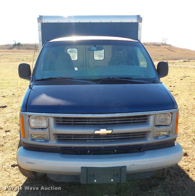 image for item DB5255 2001 Chevrolet Express 3500 delivery van