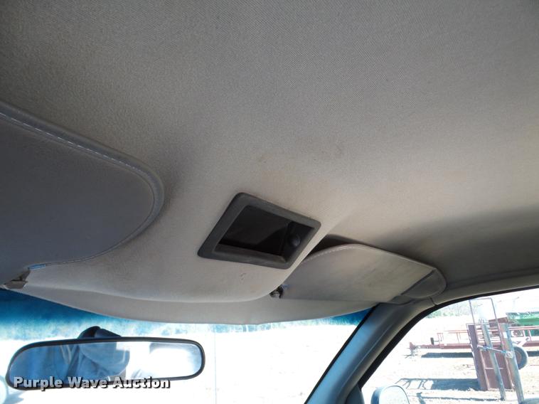 image for item DB5255 2001 Chevrolet Express 3500 delivery van