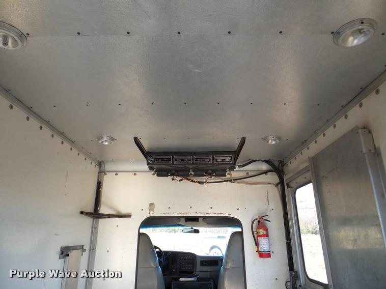 image for item DB5255 2001 Chevrolet Express 3500 delivery van