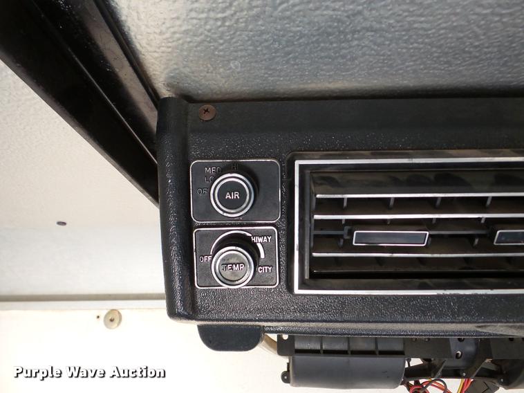 image for item DB5255 2001 Chevrolet Express 3500 delivery van