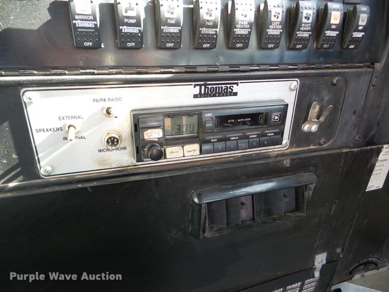 image for item DB5266 1999 International 3800 Thomas school bus