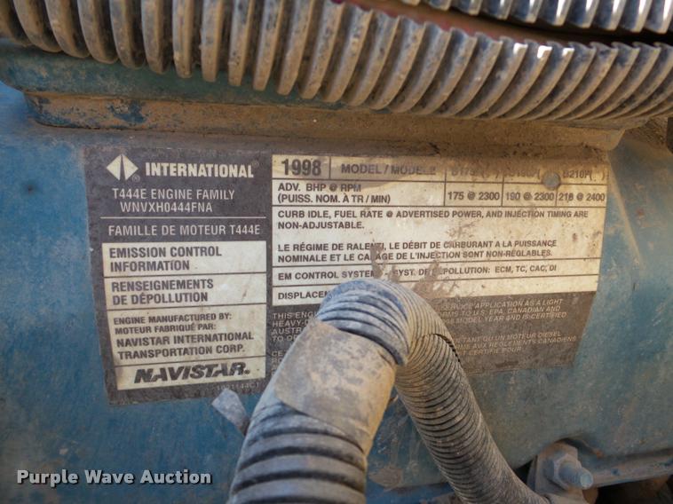 image for item DB5266 1999 International 3800 Thomas school bus