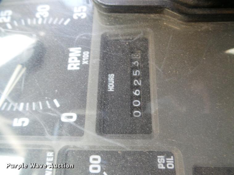 image for item DB5267 2001 International 3800 Blue Bird school bus