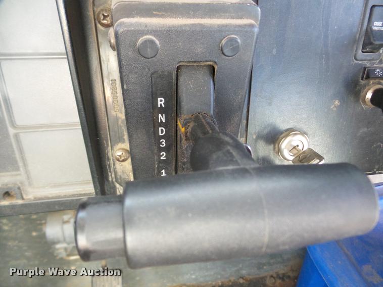 image for item DB5267 2001 International 3800 Blue Bird school bus