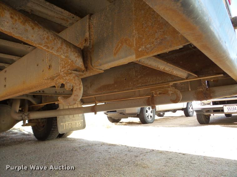 image for item DB5268 1999 International 3800 Thomas school bus