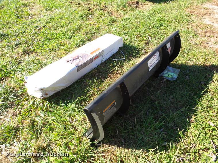 image for item DB5281 Swisher 2645R blade