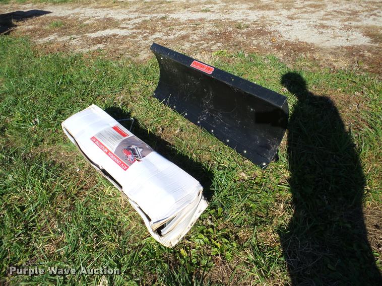 image for item DB5281 Swisher 2645R blade