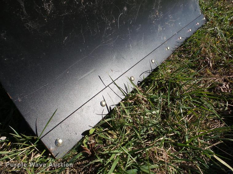 image for item DB5281 Swisher 2645R blade