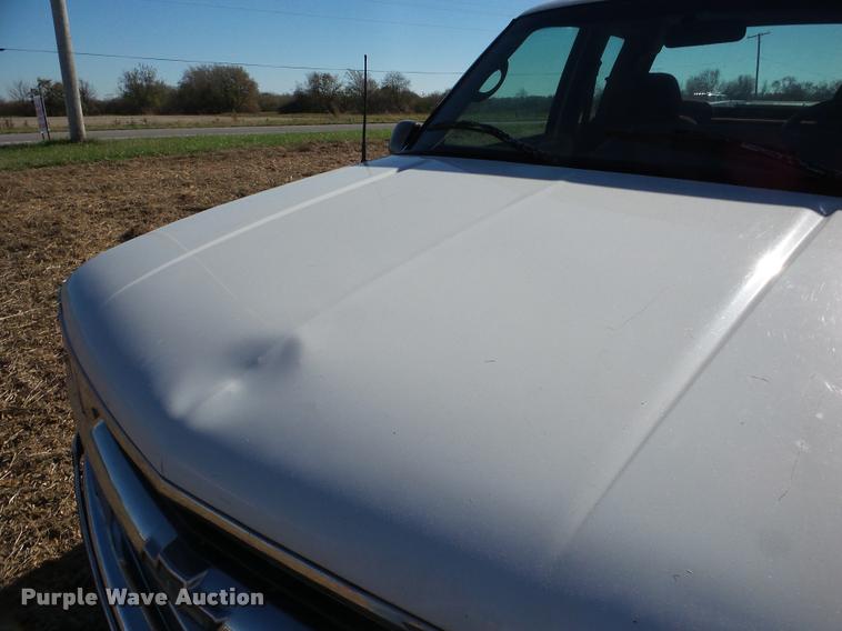 image for item DB5282 1996 Chevrolet 1500 Ext. Cab pickup truck