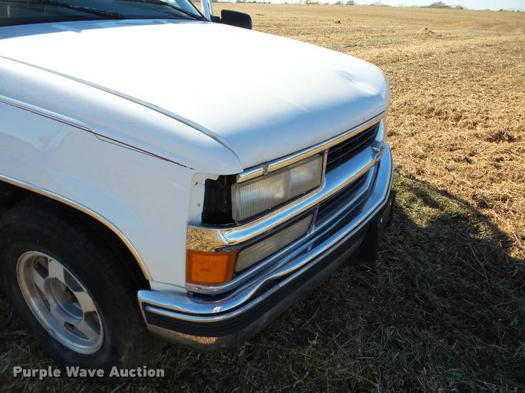 image for item DB5282 1996 Chevrolet 1500 Ext. Cab pickup truck