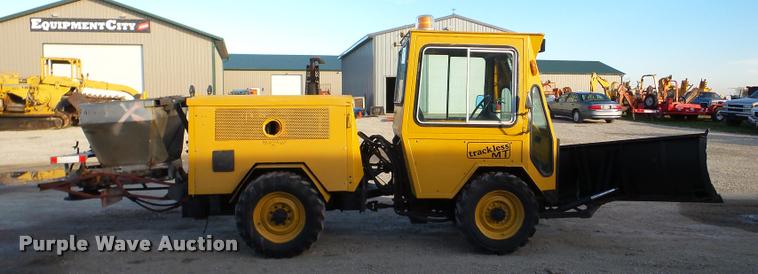 image for item DB5292 Trackless MT municipal tractor