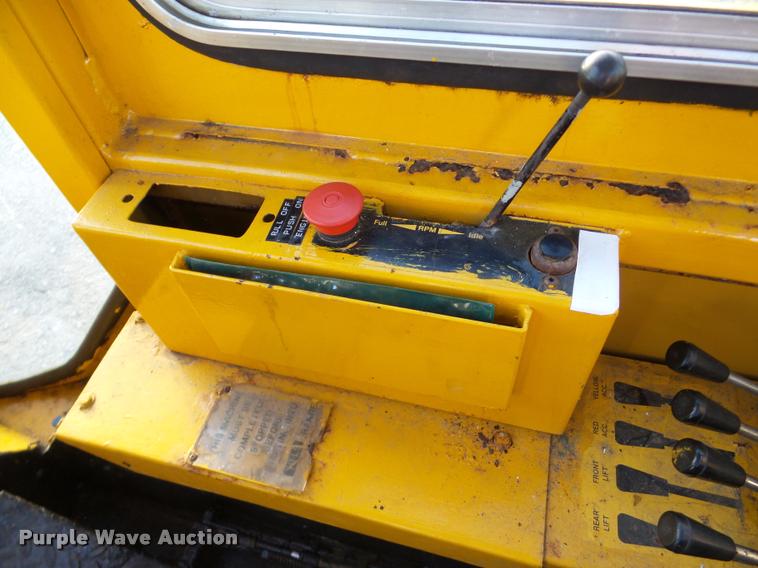 image for item DB5292 Trackless MT municipal tractor