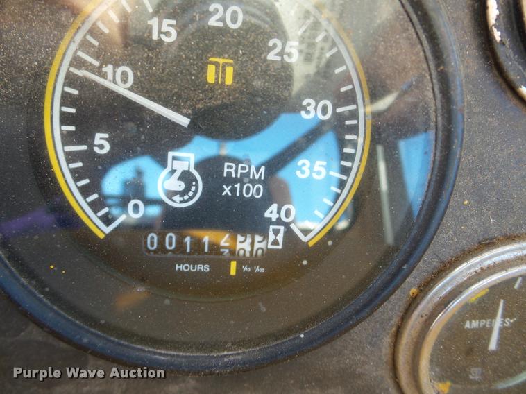 image for item DB5292 Trackless MT municipal tractor