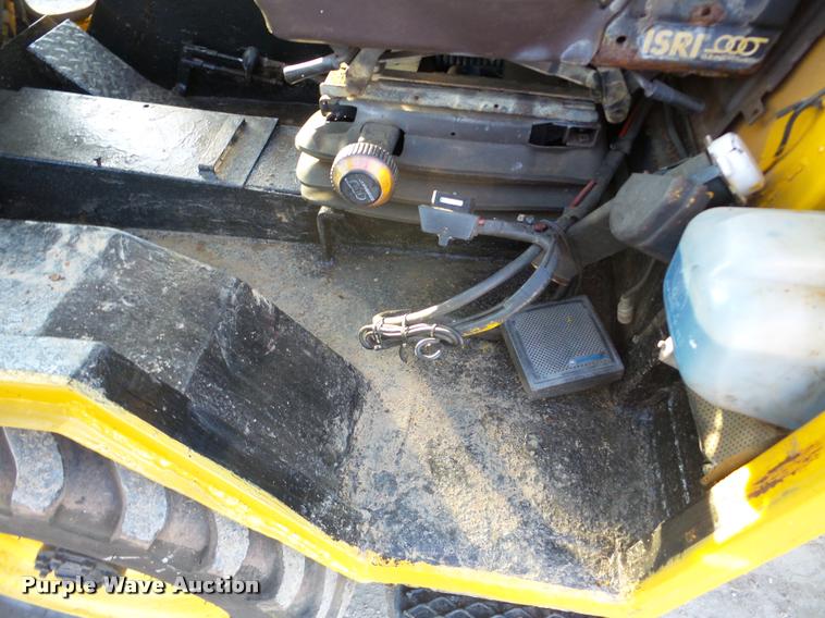 image for item DB5292 Trackless MT municipal tractor