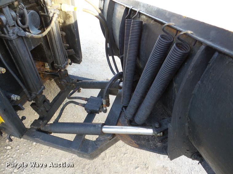 image for item DB5292 Trackless MT municipal tractor